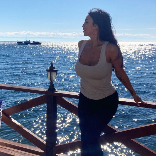 Индивидуалка Николь Ново-Савиновский